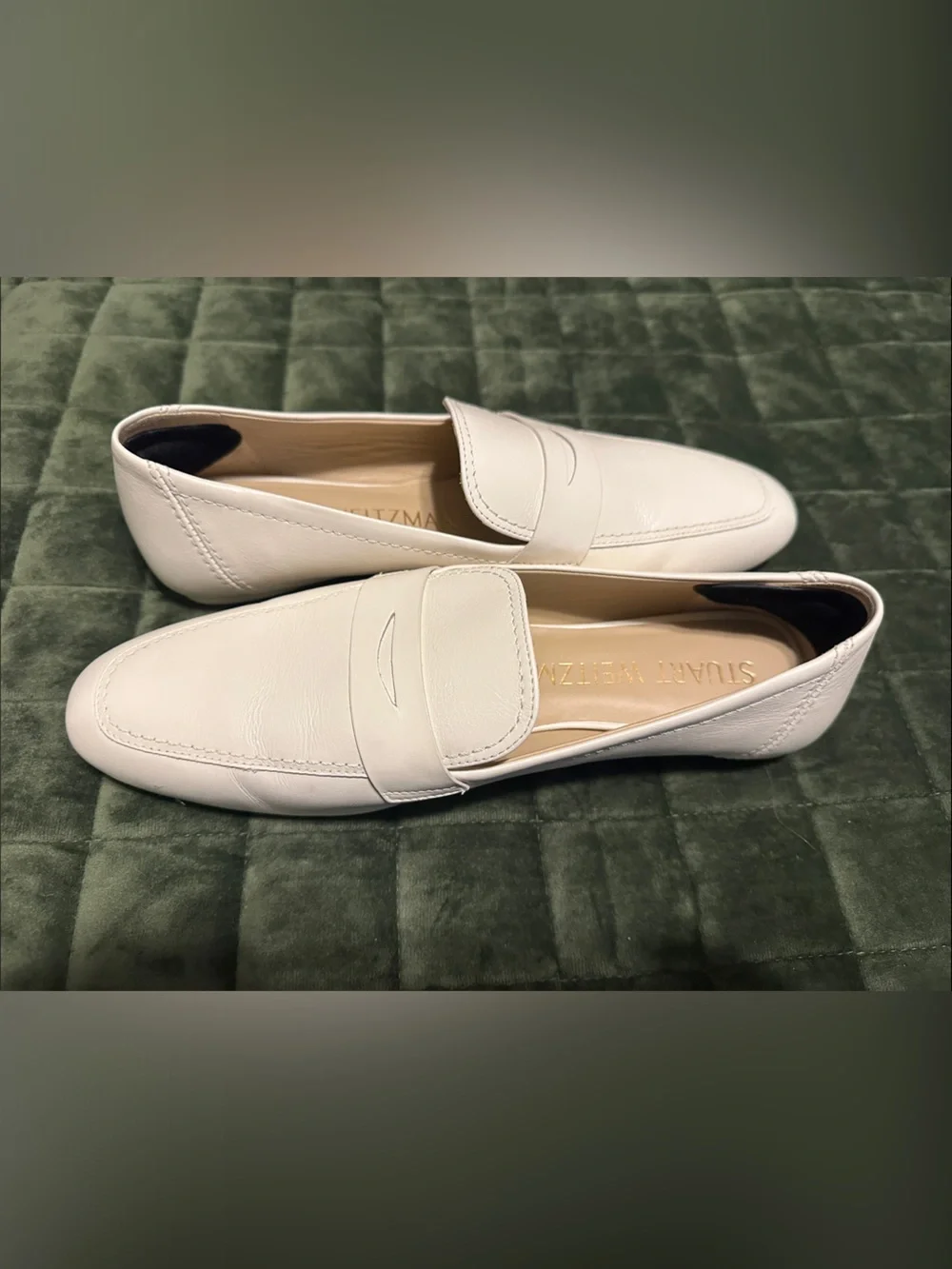 Stuart Weitzman Men's Cream Leather Penny Loafers